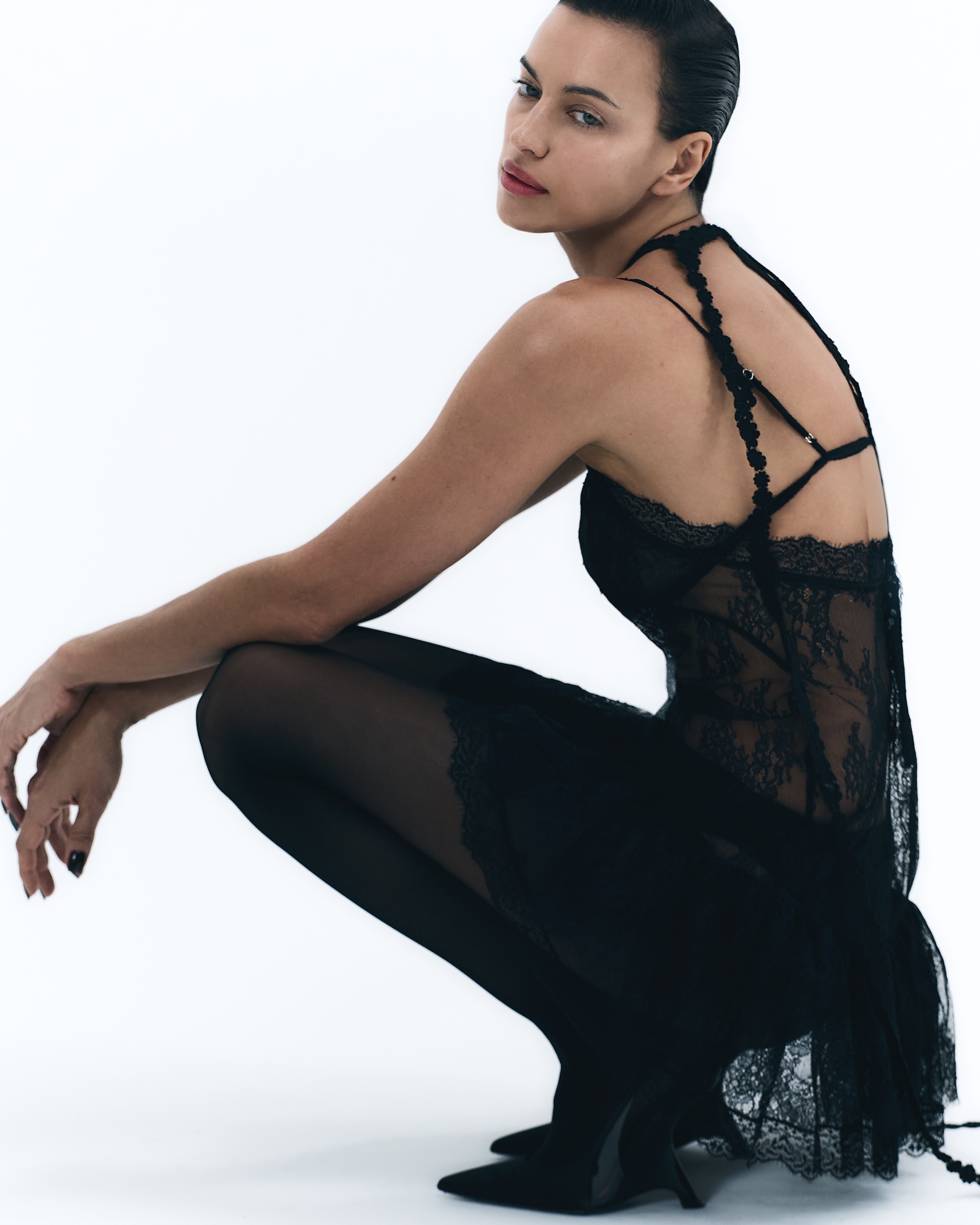 BLUMARINE_IRINA_SHAYK_09_compressed.jpg
