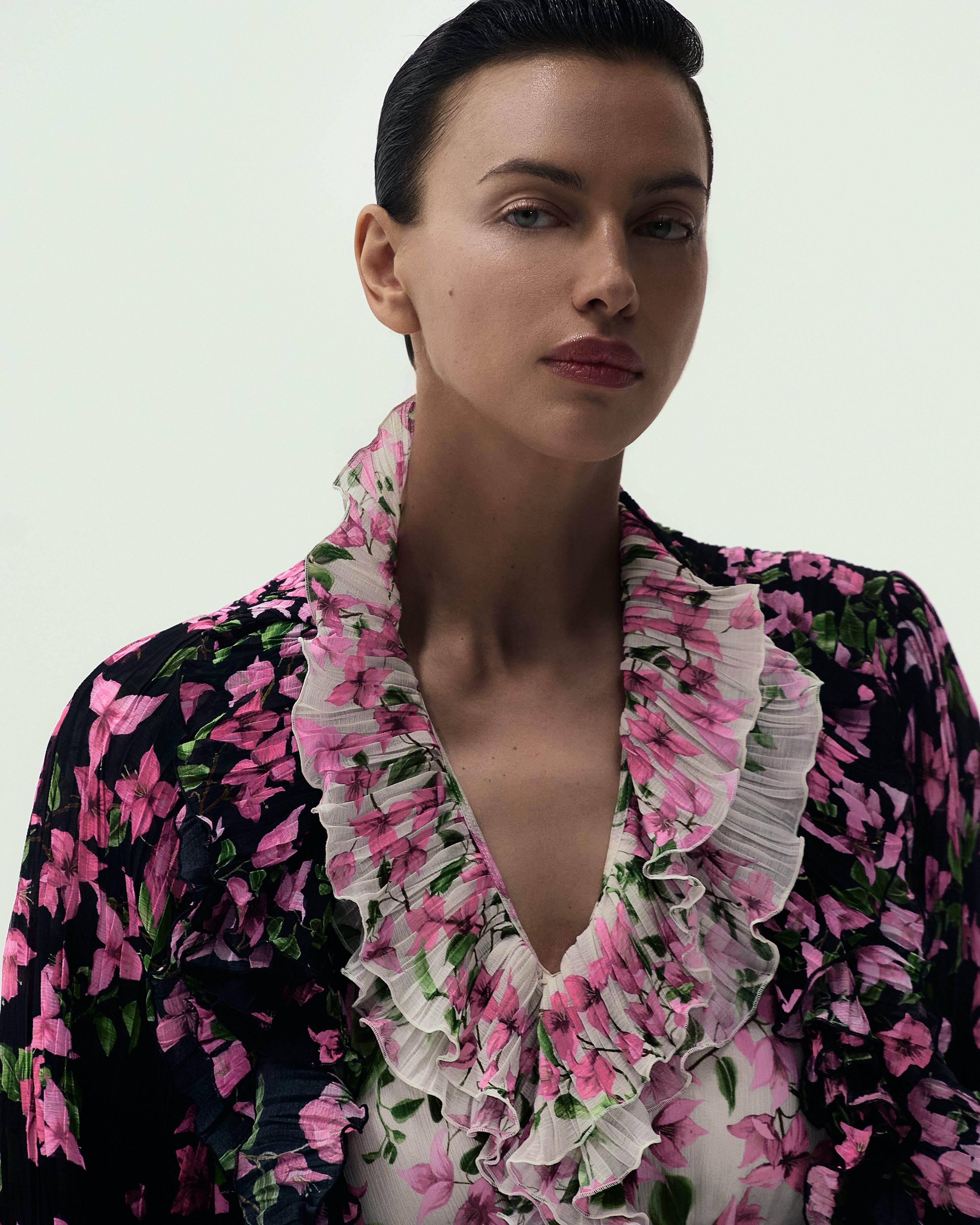 BLUMARINE_IRINA_SHAYK_26_compressed.jpg