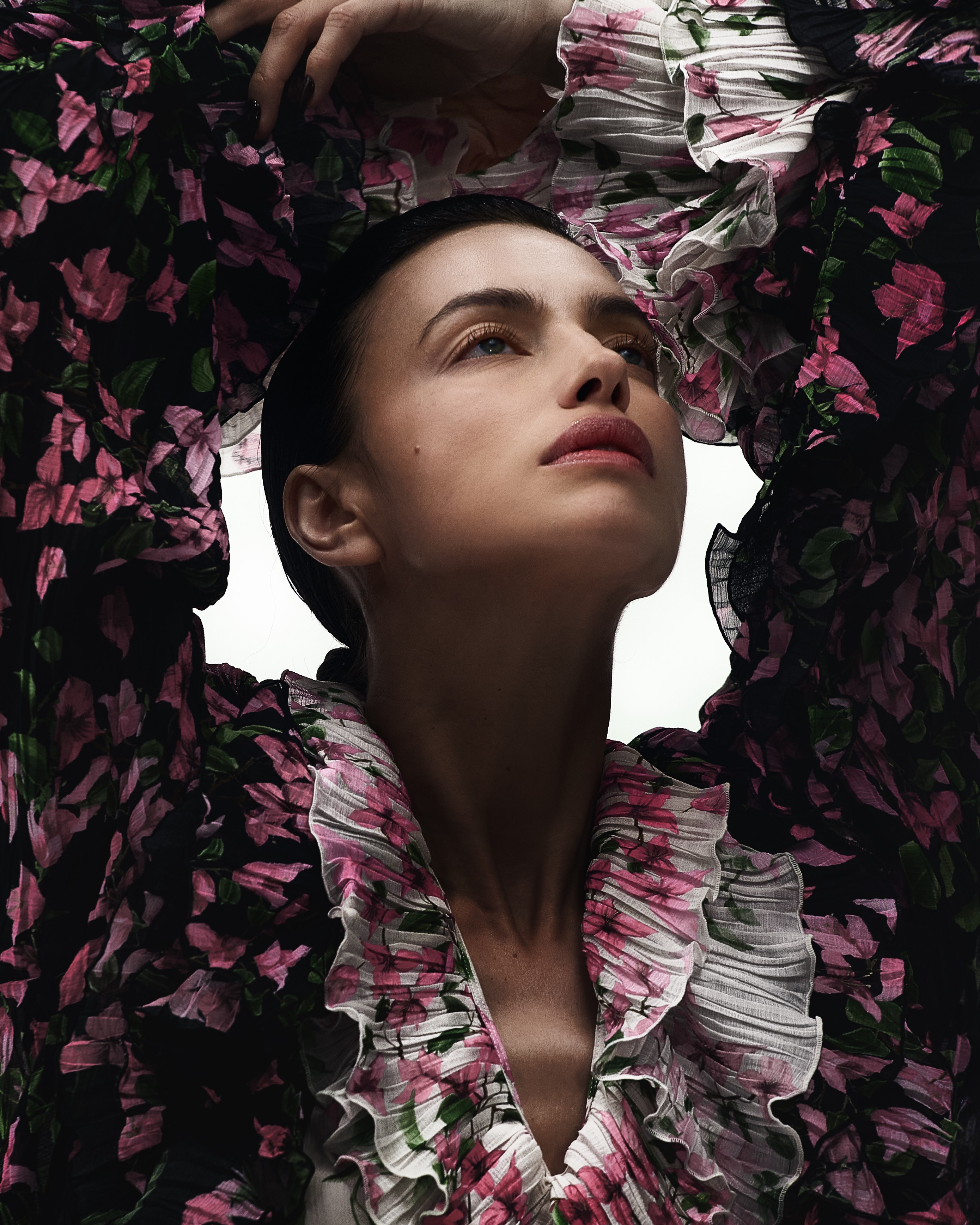 BLUMARINE_IRINA_SHAYK_27_compressed.jpg