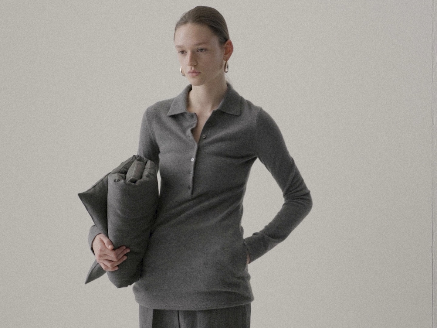 LOOKBOOK_LONG_CUT.00_00_33_10.Still007_compressed.jpg